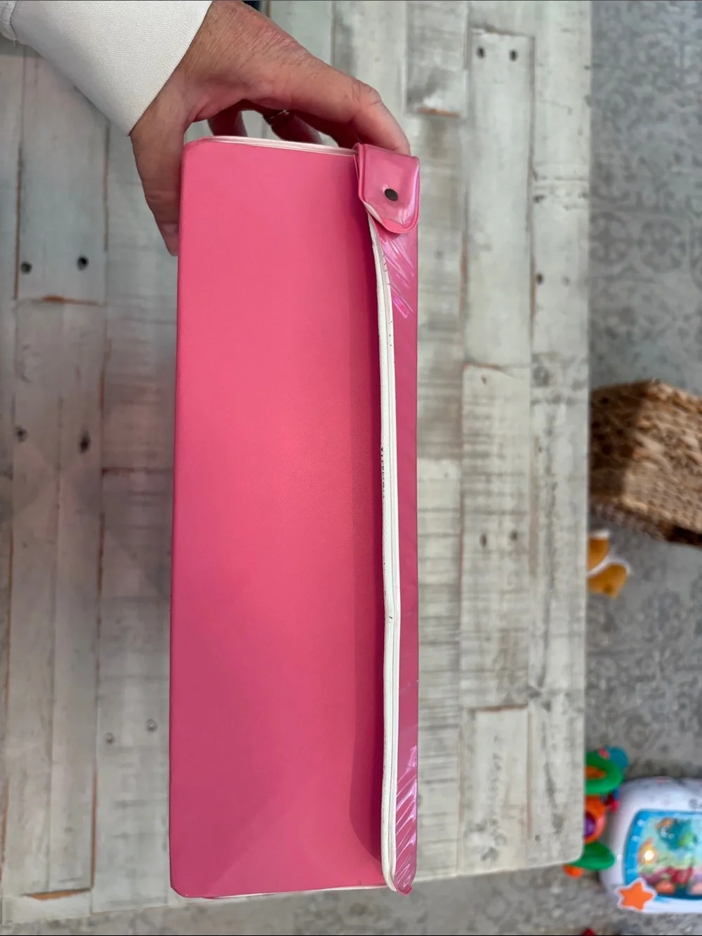 1984 Tara Toy Company American Beauty Barbie Carrying Case